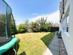 Photo 11- click for photo gallery